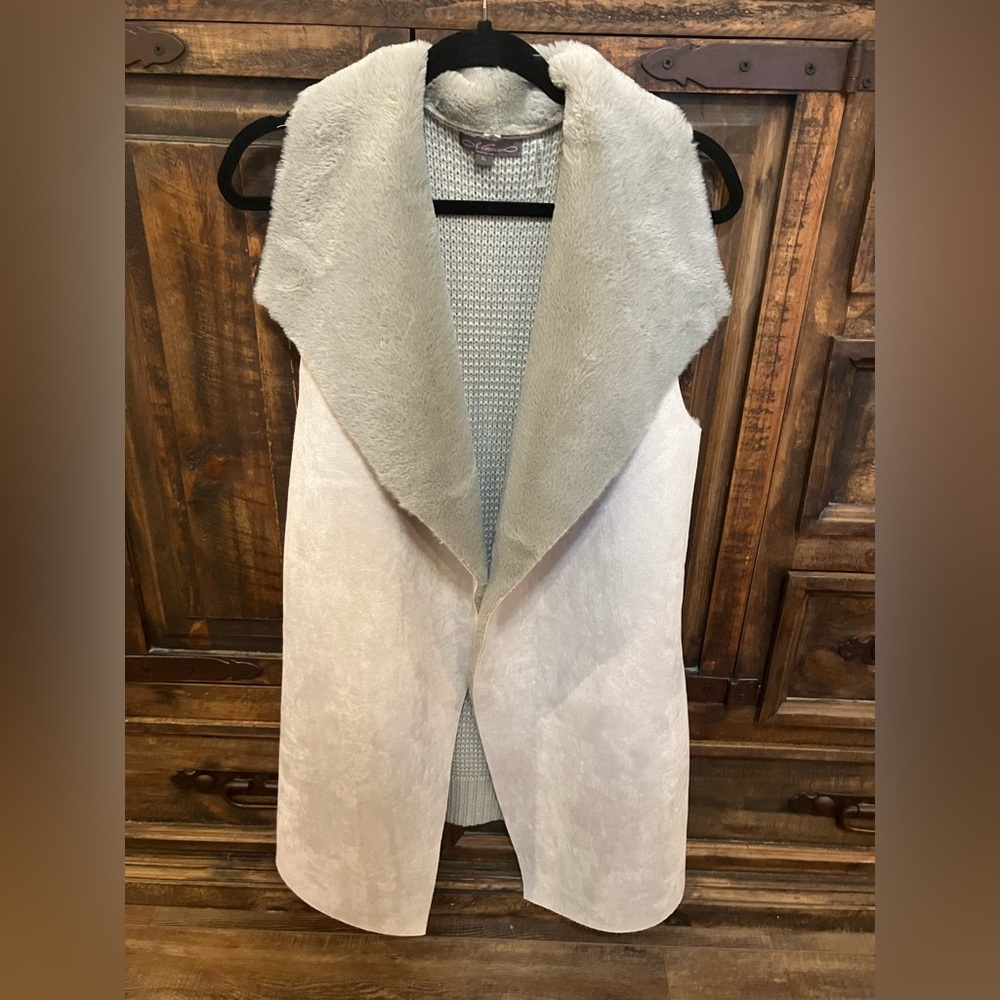 Metric, XL, grey